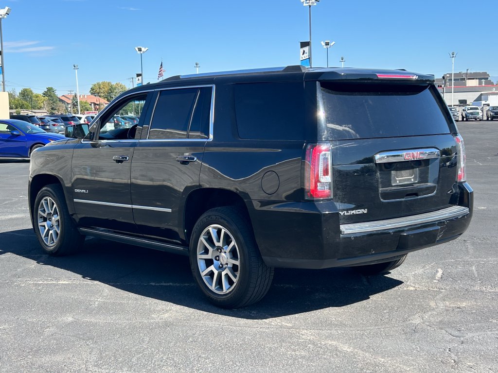 Used 2015 GMC Yukon Denali w/ Touring Package AWD/4WD image 5