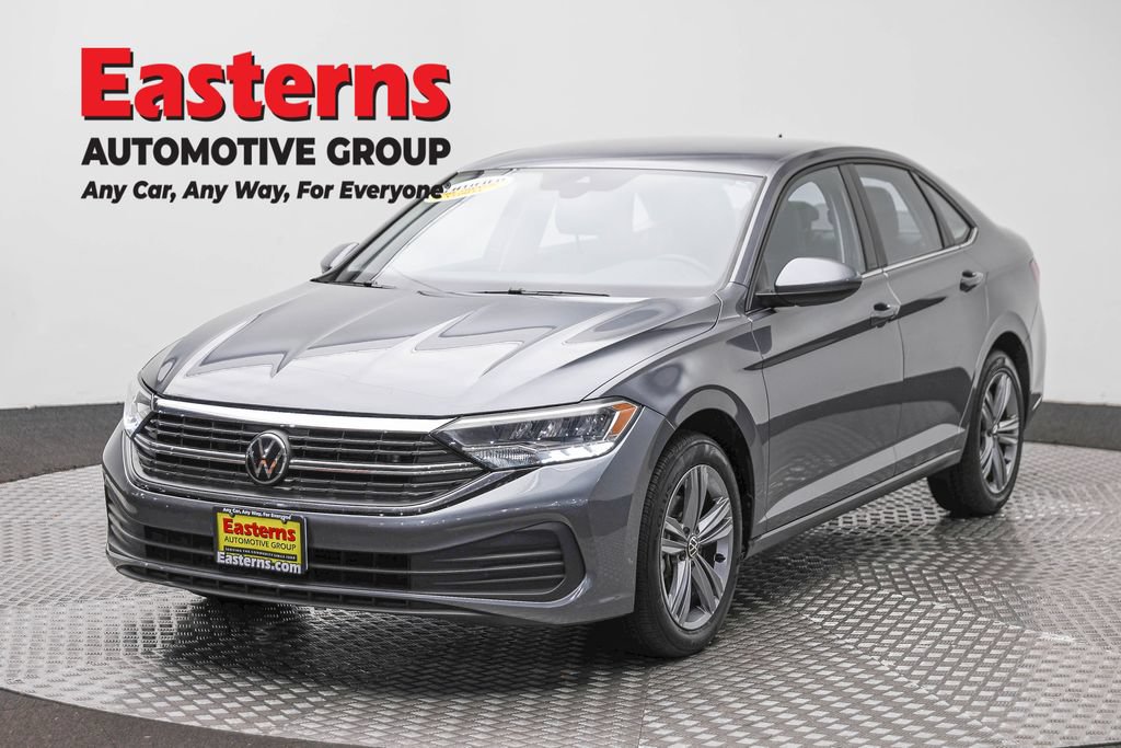 Used 2024 Volkswagen Jetta SE
