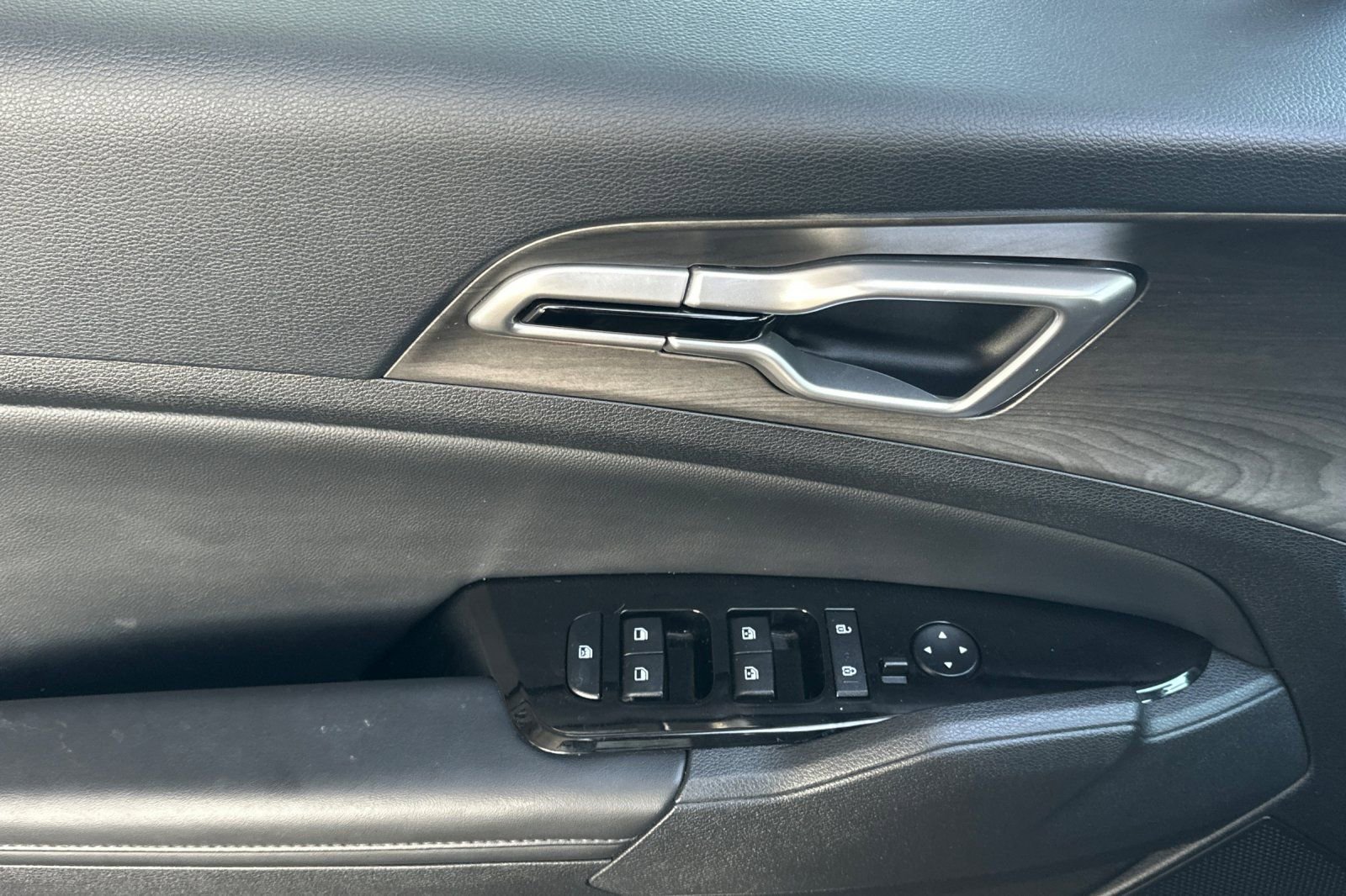 Certified 2024 Kia Sportage X-Line image 11