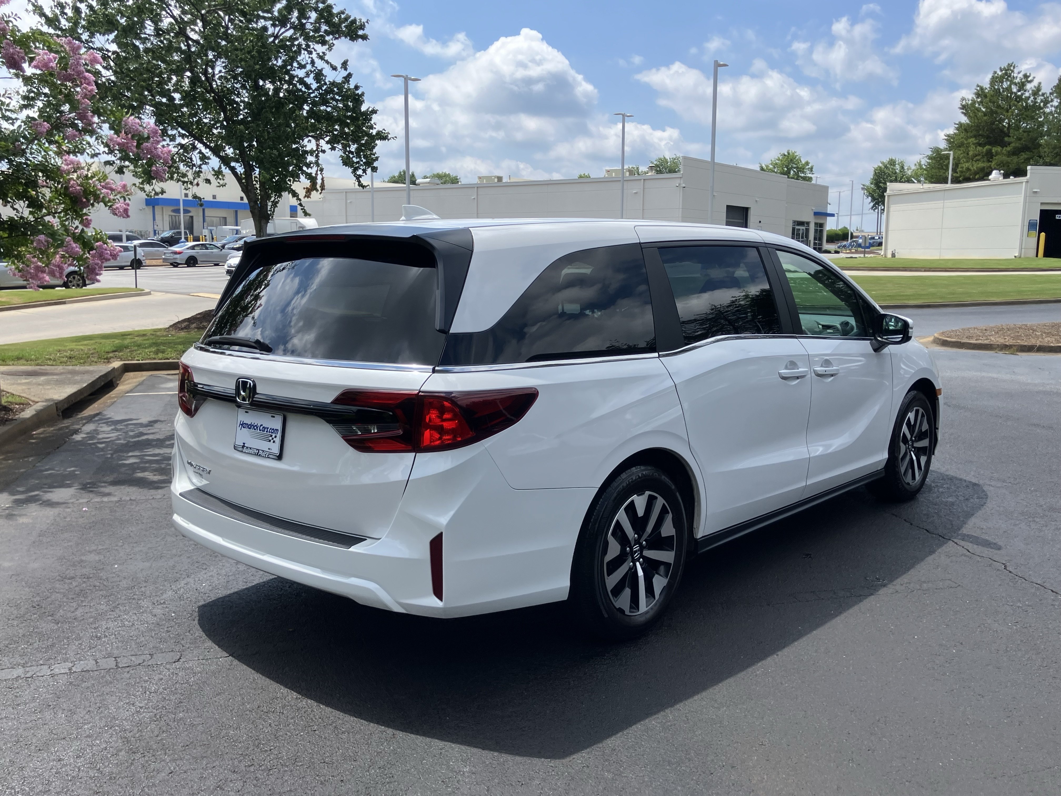 Used 2026 Honda Odyssey EX-L image 10