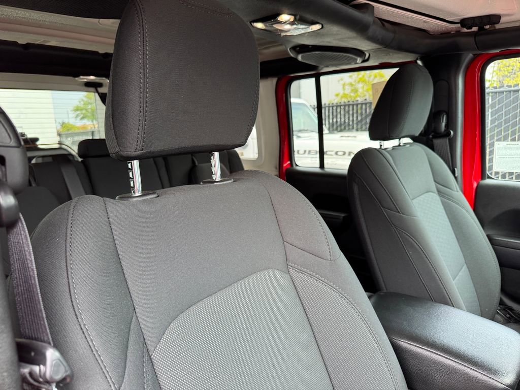 Used 2023 Jeep Wrangler Unlimited image 7