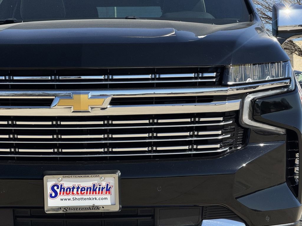 Used 2023 Chevrolet Tahoe Premier AWD/4WD image 8