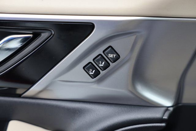 Certified 2025 Subaru Outback Limited w/ Popular Package #2 image 16