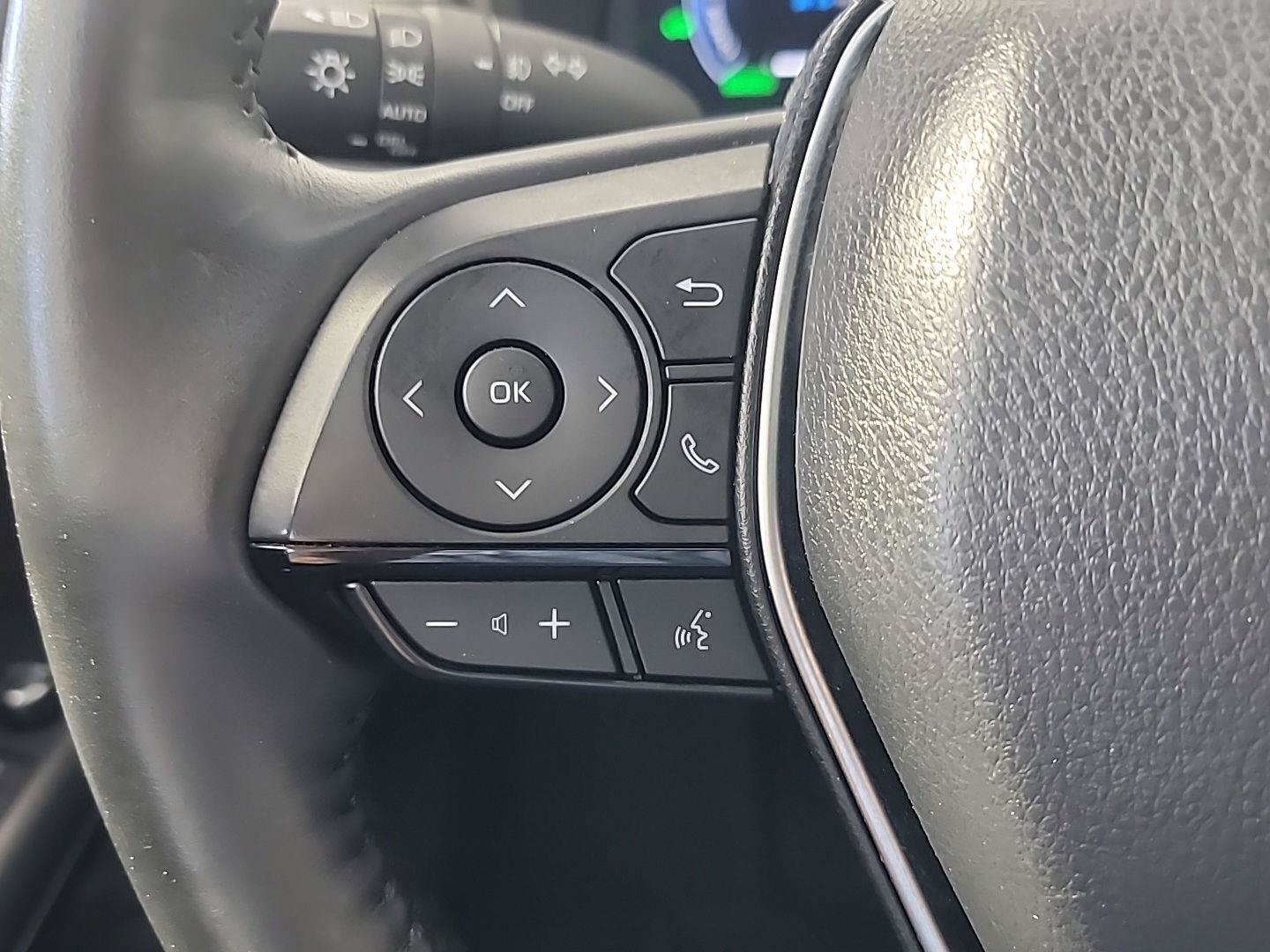 Used 2024 Toyota Venza Limited AWD/4WD image 27