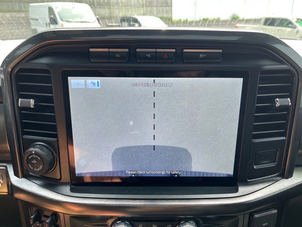 Used 2022 Ford F150 Lariat w/ Equipment Group 502A High image 27