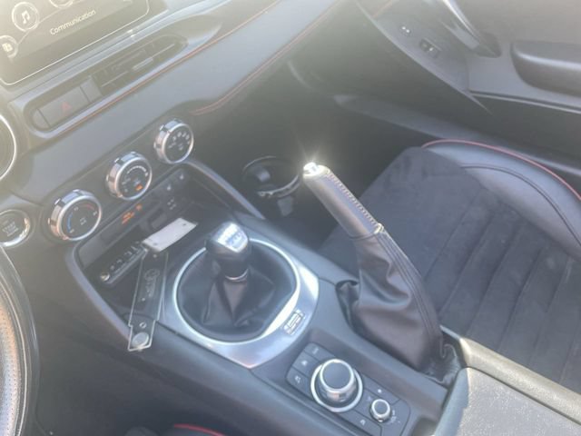 Used 2020 FIAT 124 Spider Abarth w/ Convenience Group RWD image 28