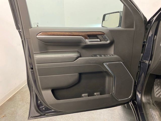 Used 2024 GMC Sierra 1500 Elevation AWD/4WD image 9