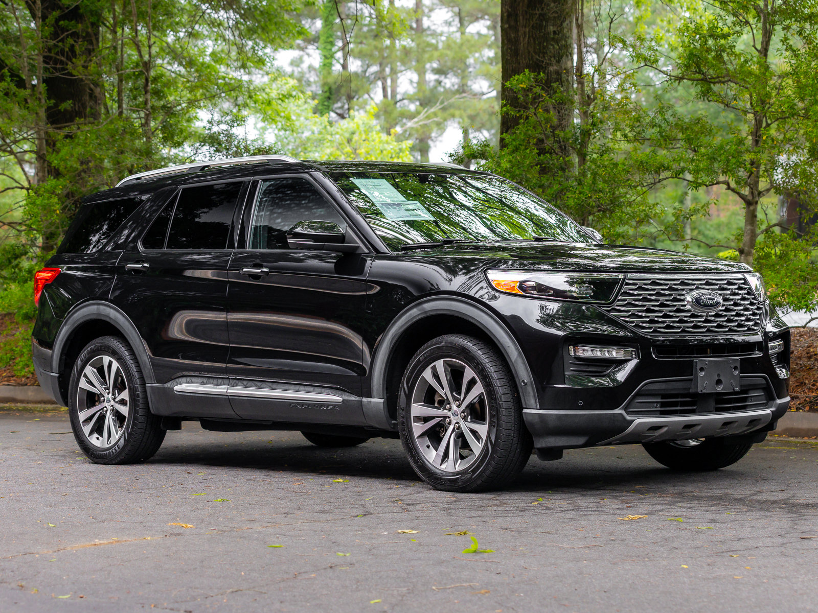 Used 2020 Ford Explorer Platinum w/ Premium Technology Package AWD/4WD image 47