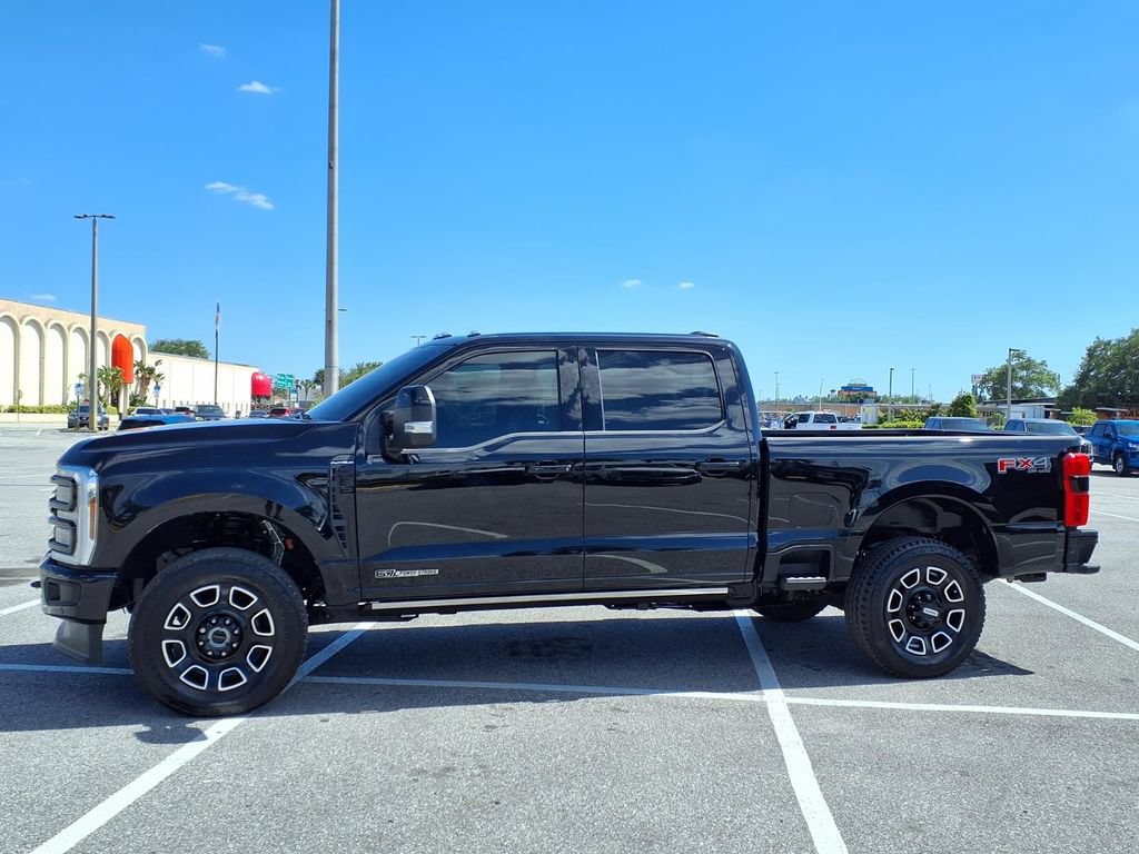 Used 2025 Ford F350 Platinum w/ FX4 Off-Road Package AWD/4WD image 4