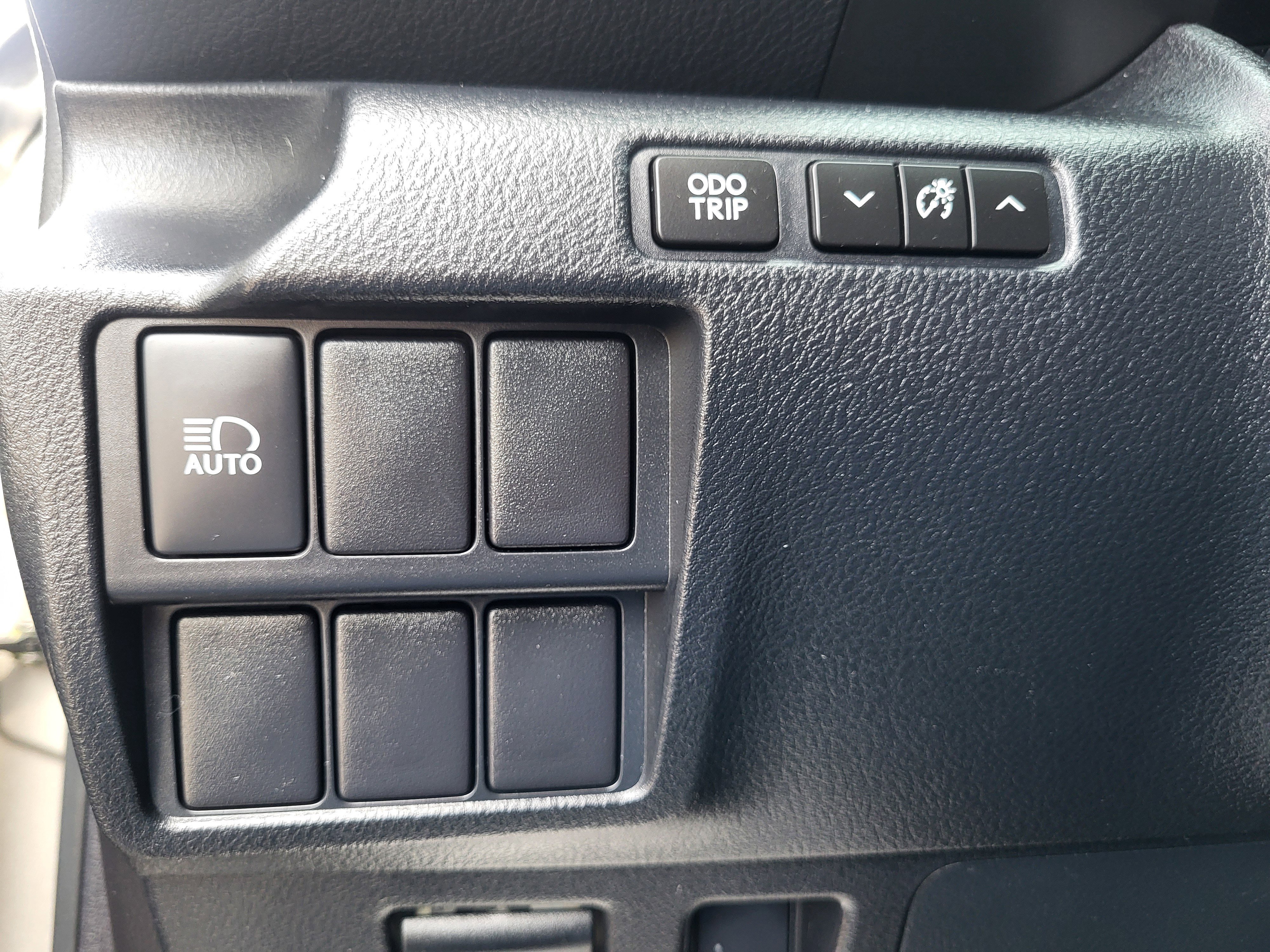 Used 2017 Lexus IS 300 AWD image 25