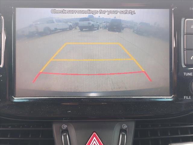 Used 2019 Hyundai Elantra GT image 9
