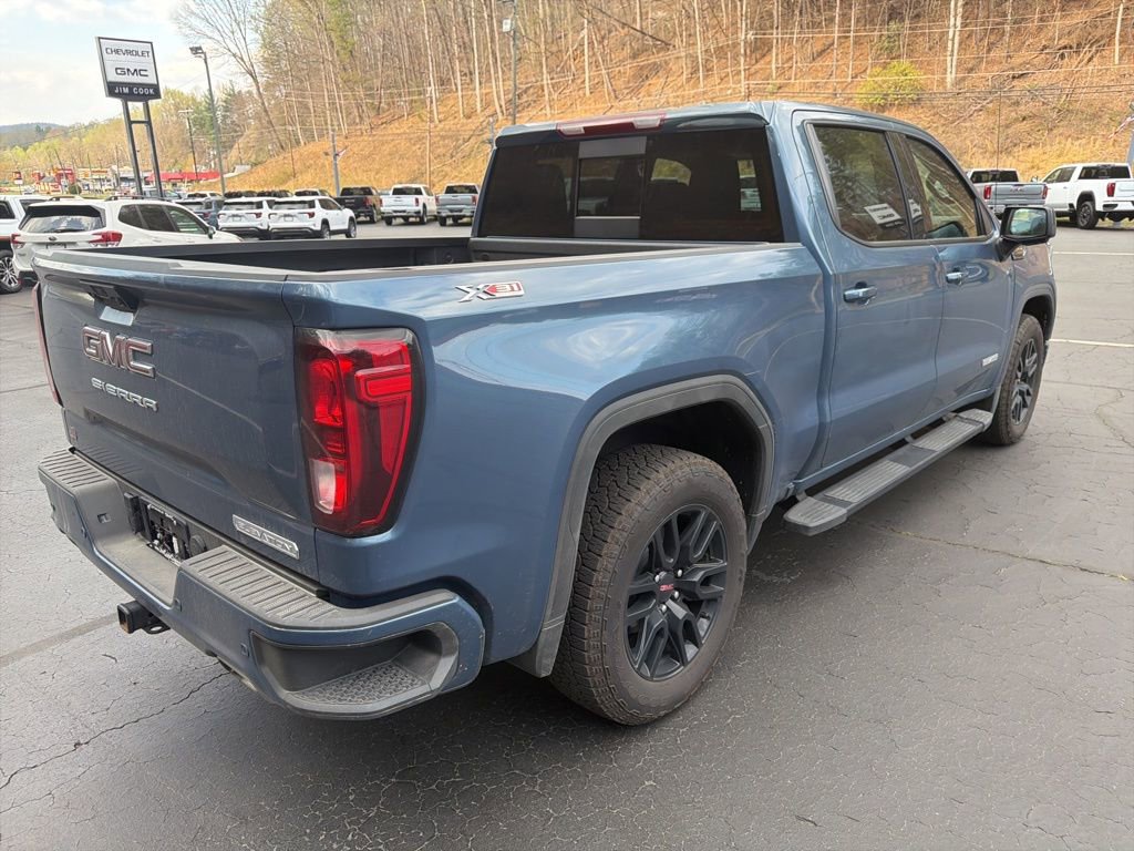 Used 2026 GMC Sierra 1500 Elevation w/ Elevation Premium Package image 3