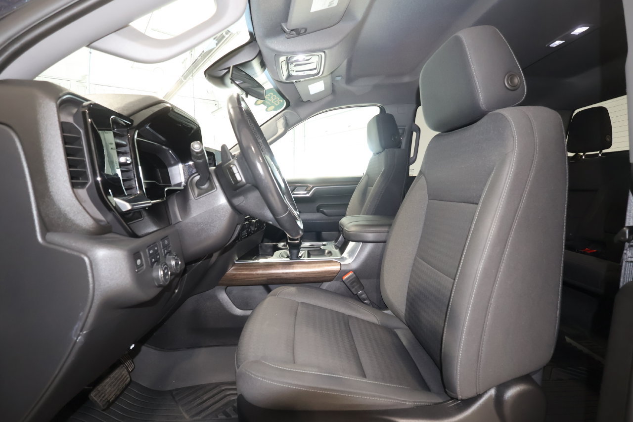 Certified 2023 Chevrolet Silverado 1500 LT Trail Boss w/ LPO, Dark Essentials Package AWD/4WD image 23