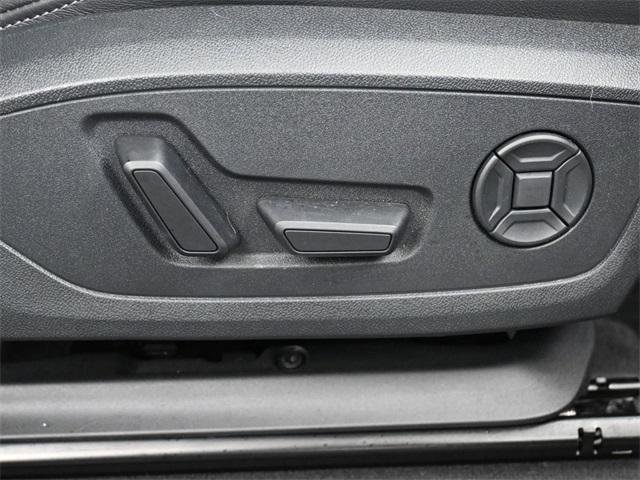 Used 2023 Audi Q3 2.0T Premium Plus w/ Premium Plus Package image 37