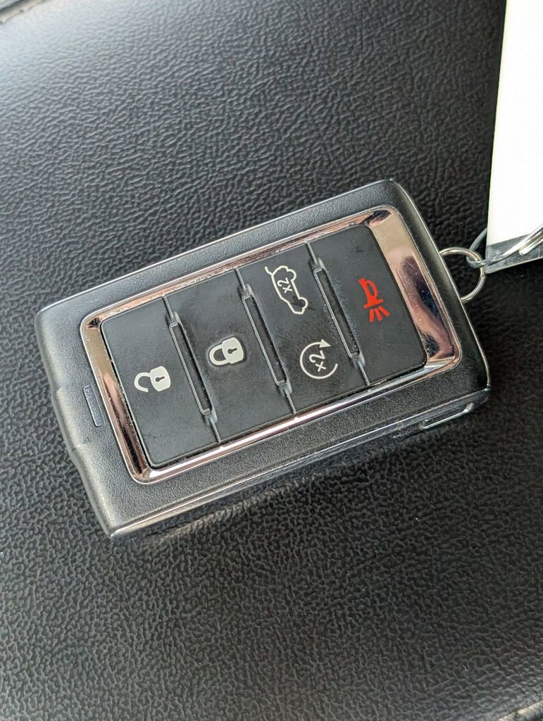 Used 2022 Jeep Grand Cherokee L Limited image 32