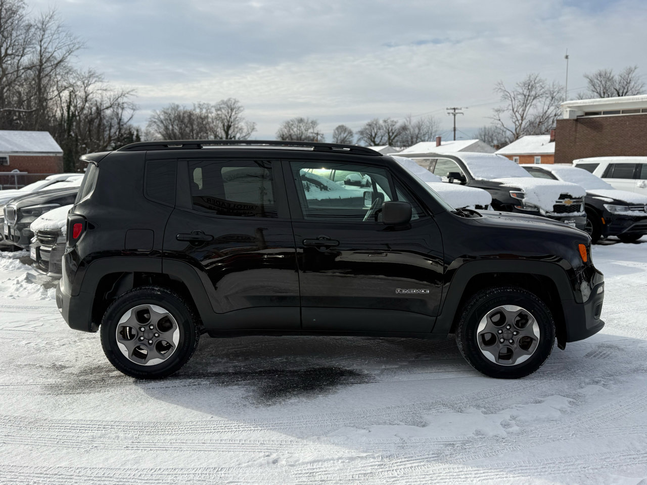 Used 2017 Jeep Renegade Sport w/ Power & Air Group image 7