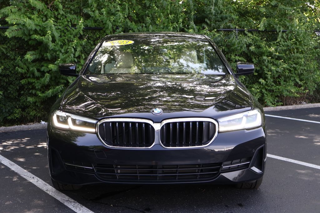 Used 2023 BMW 530i w/ Premium Package RWD image 2