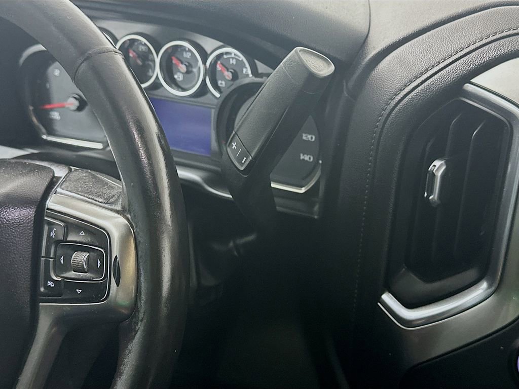 Used 2022 Chevrolet Silverado 3500 LT w/ Convenience Package image 16