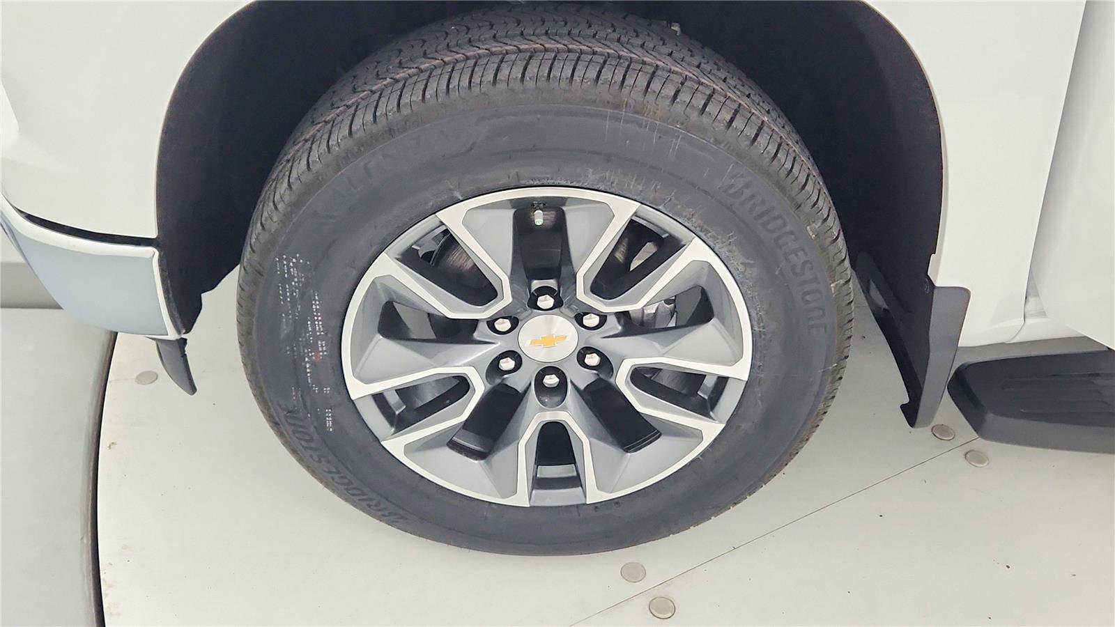 Used 2026 Chevrolet Silverado 1500 LT w/ Protection Package AWD/4WD image 19