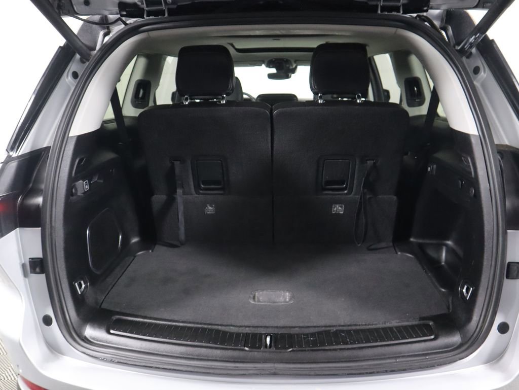 Used 2024 Jeep Grand Cherokee L Limited image 29