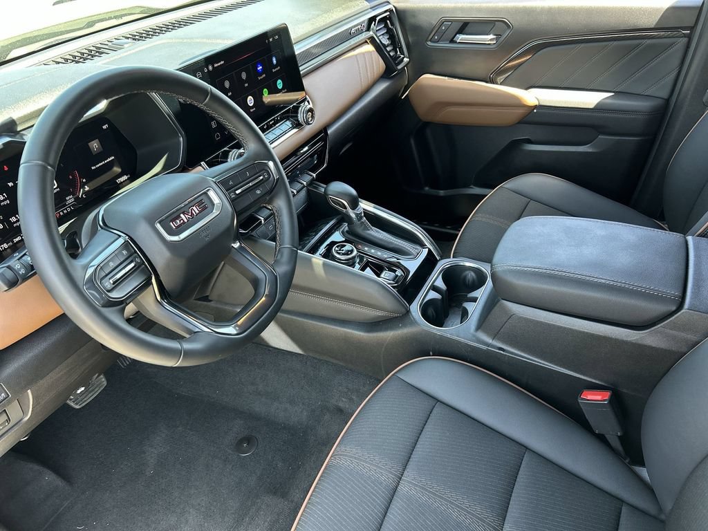 Used 2026 GMC Canyon AT4 AWD/4WD image 10