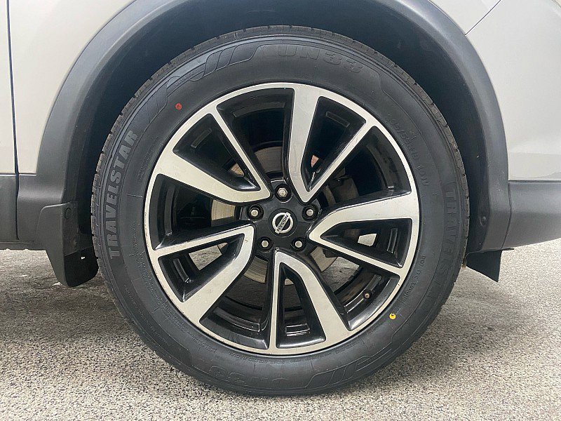 Used 2018 Nissan Rogue Sport SL w/ SL Premium Package image 29