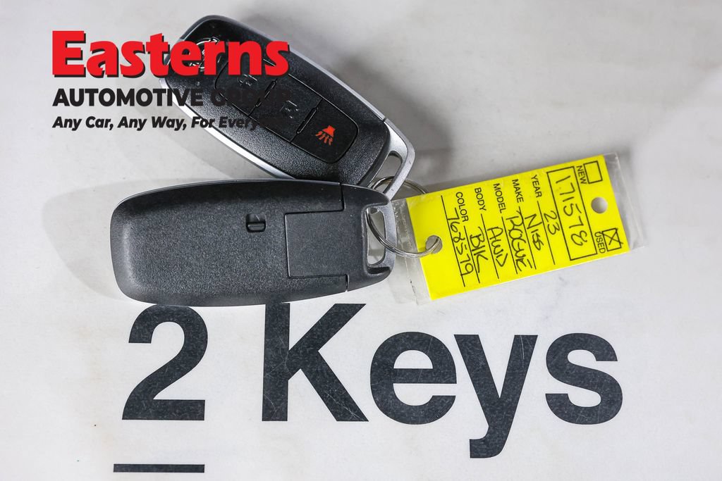 Used 2023 Nissan Rogue S AWD/4WD image 25