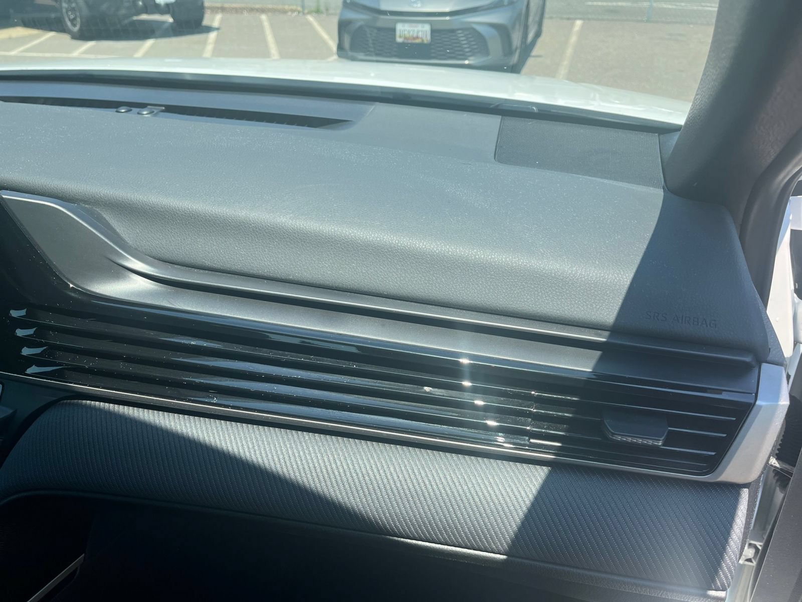 Used 2025 Toyota Camry SE FWD image 35