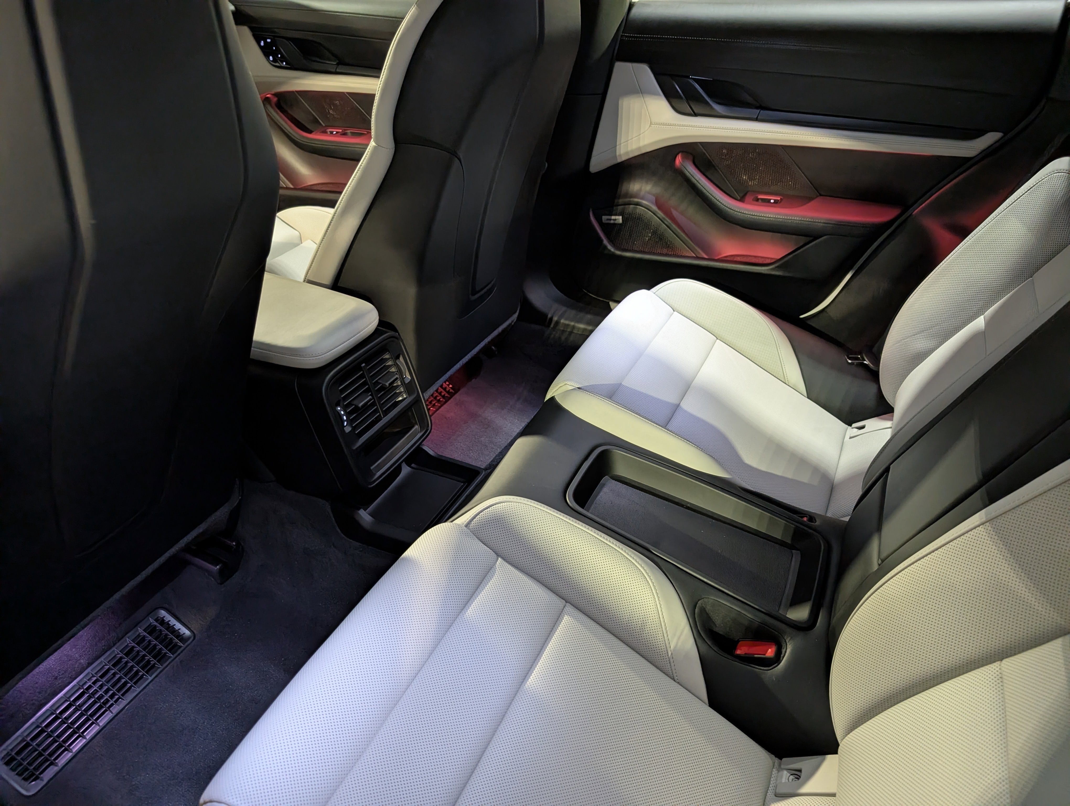 Certified 2021 Porsche Taycan 4S image 21