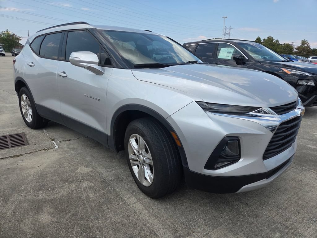 Used 2019 Chevrolet Blazer LT FWD image 3