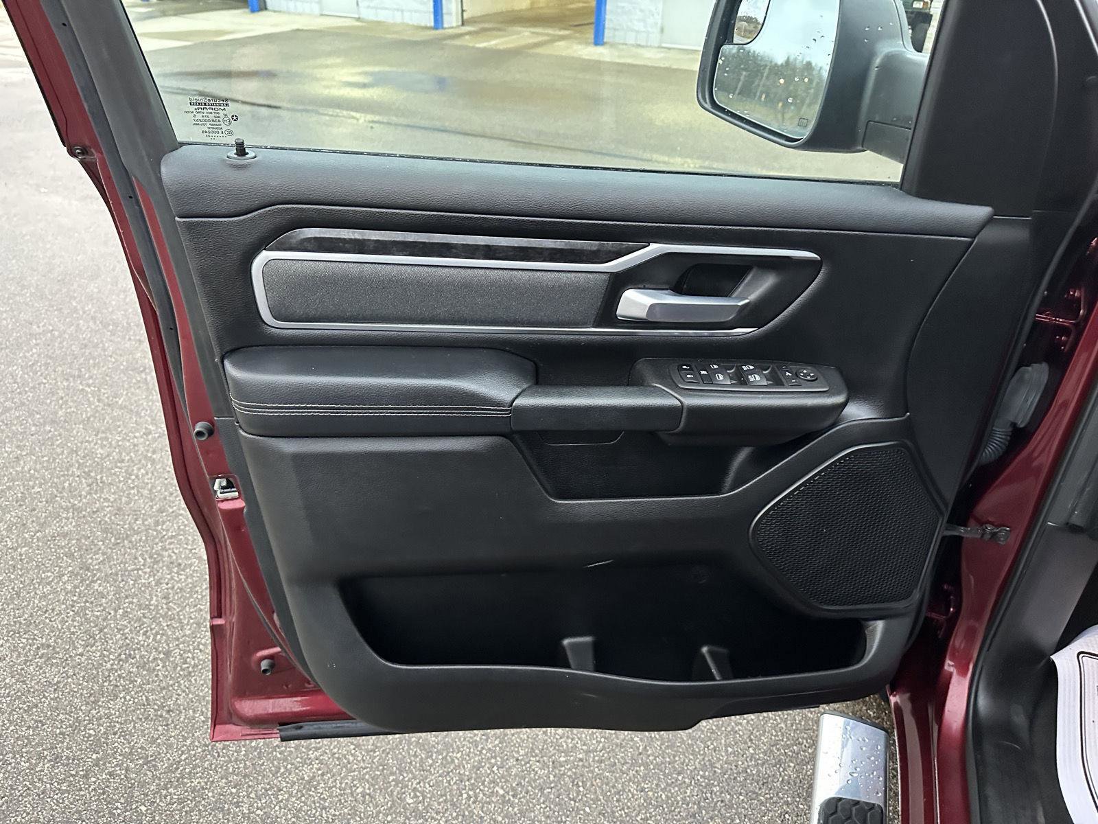 Used 2023 RAM 1500 Big Horn AWD/4WD image 16