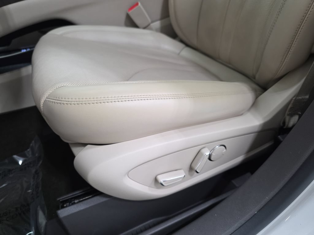 Used 2020 Lincoln Nautilus Reserve AWD/4WD image 29