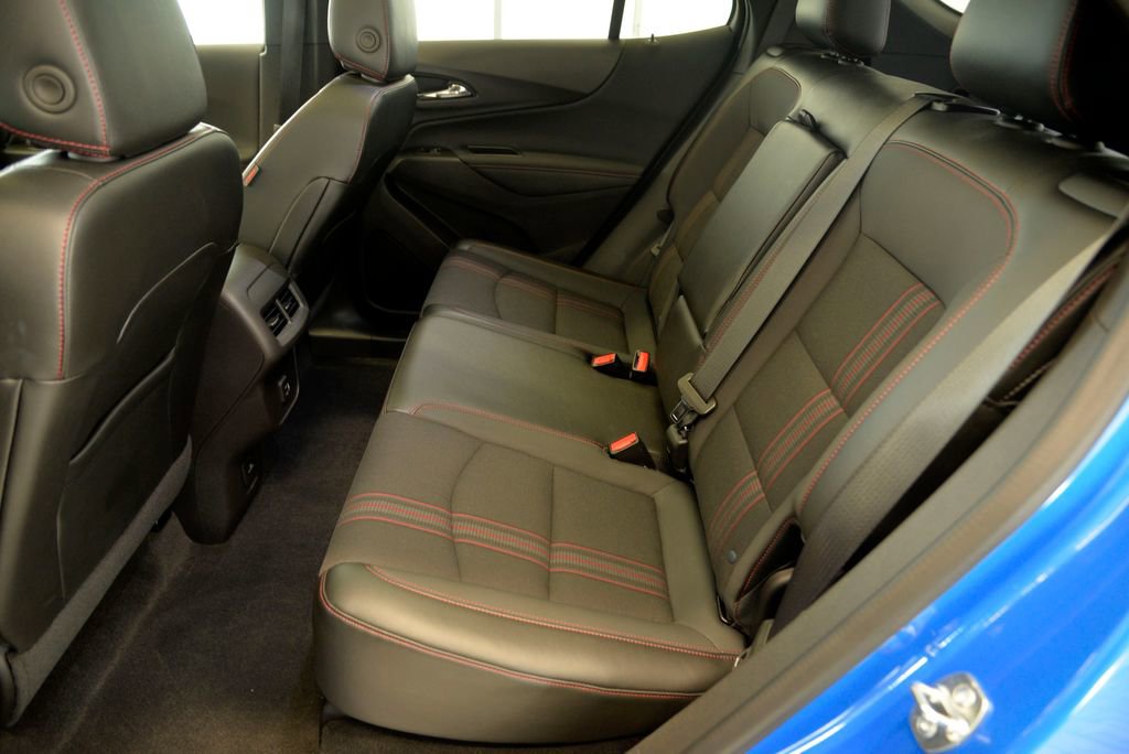 Used 2024 Chevrolet Equinox RS image 29