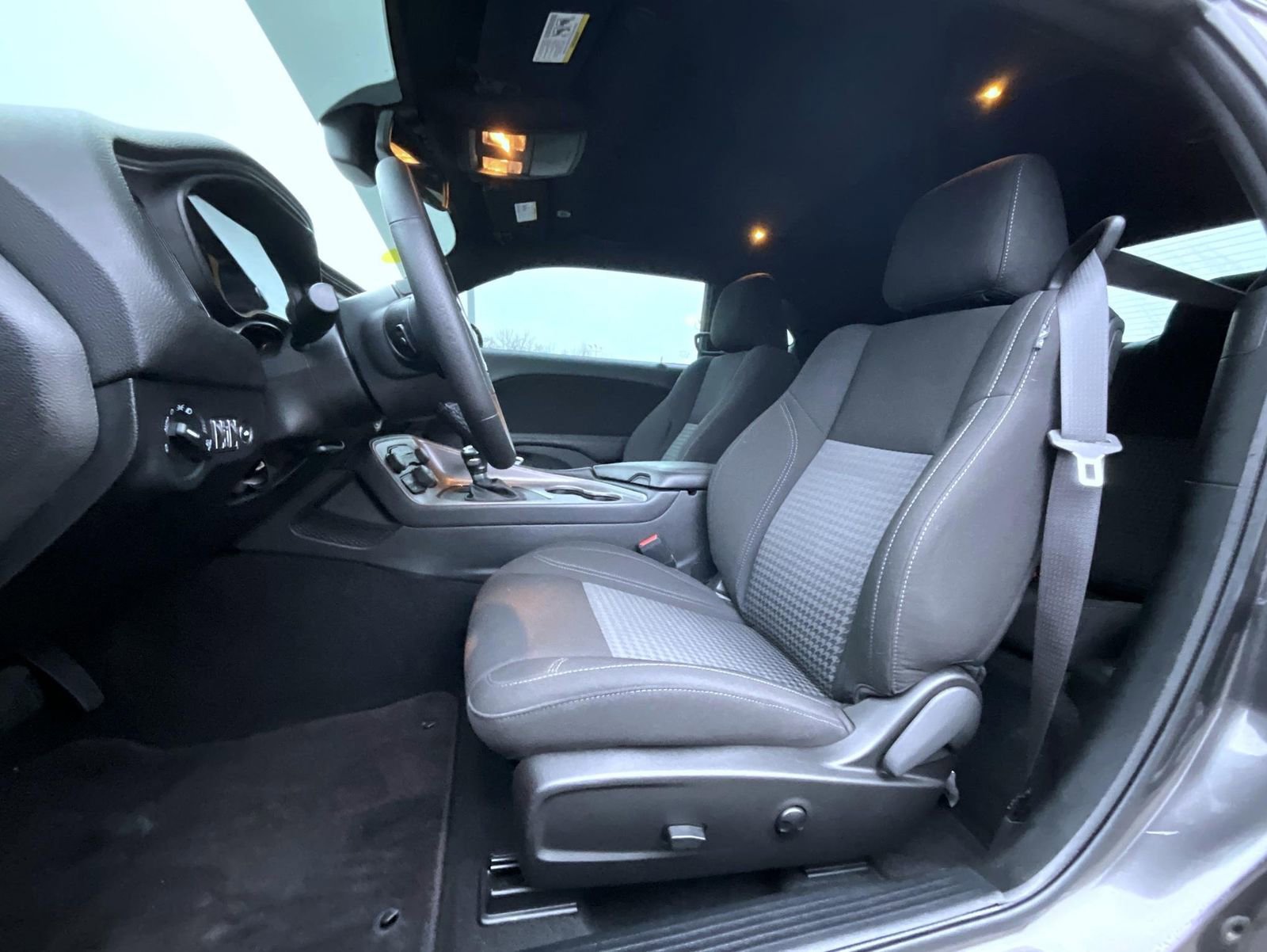 Used 2023 Dodge Challenger SXT w/ Blacktop Package image 11