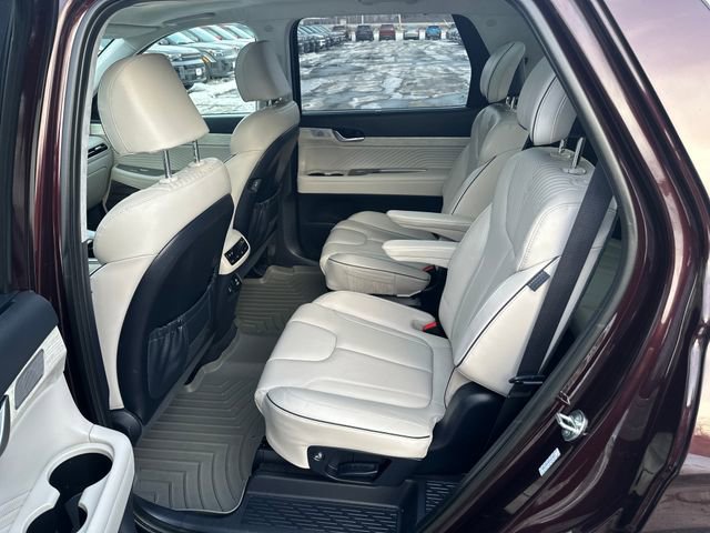 Used 2023 Hyundai Palisade Calligraphy image 21