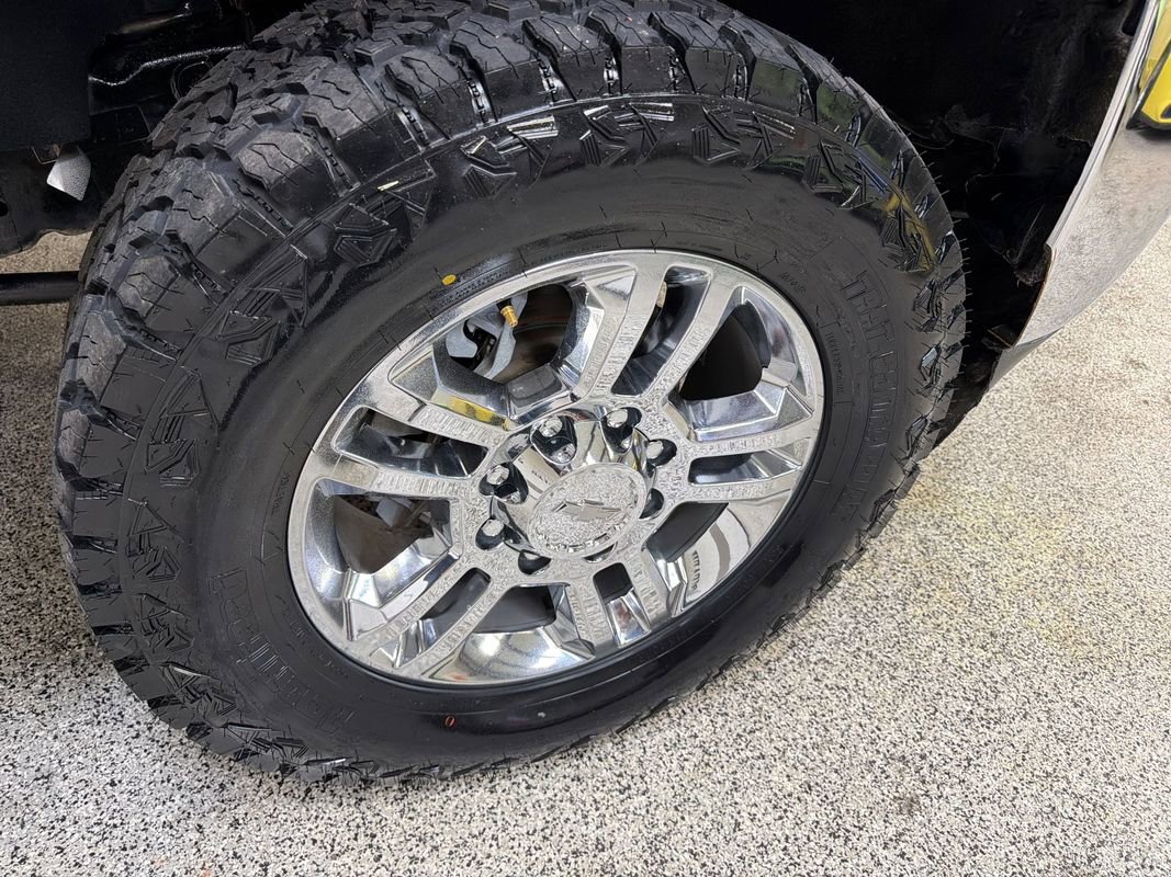 Used 2019 Chevrolet Silverado 2500 LTZ w/ Duramax Plus Package AWD/4WD image 49