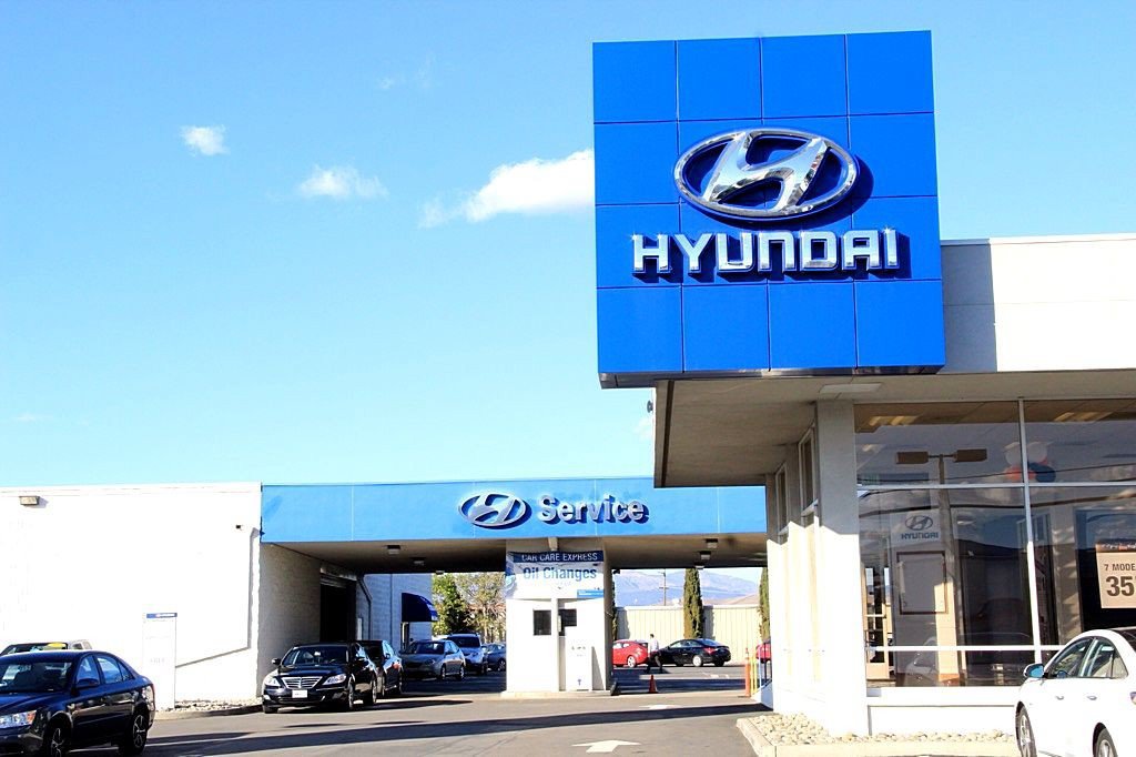 Used 2024 Hyundai Santa Fe SE FWD image 39