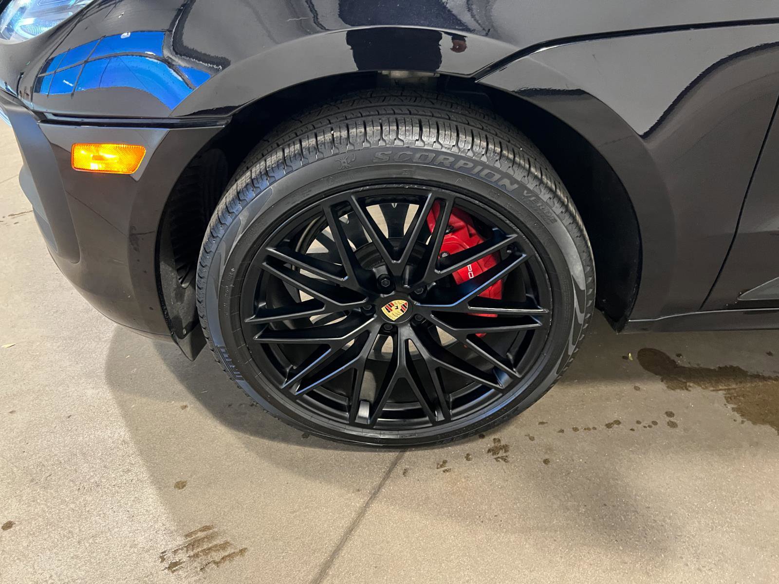 Used 2024 Porsche Macan GTS image 46