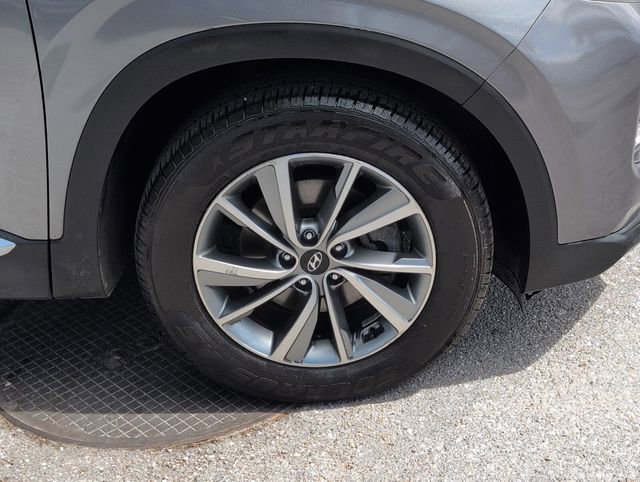 Used 2020 Hyundai Santa Fe SEL w/ Convenience + Premium Package FWD image 9