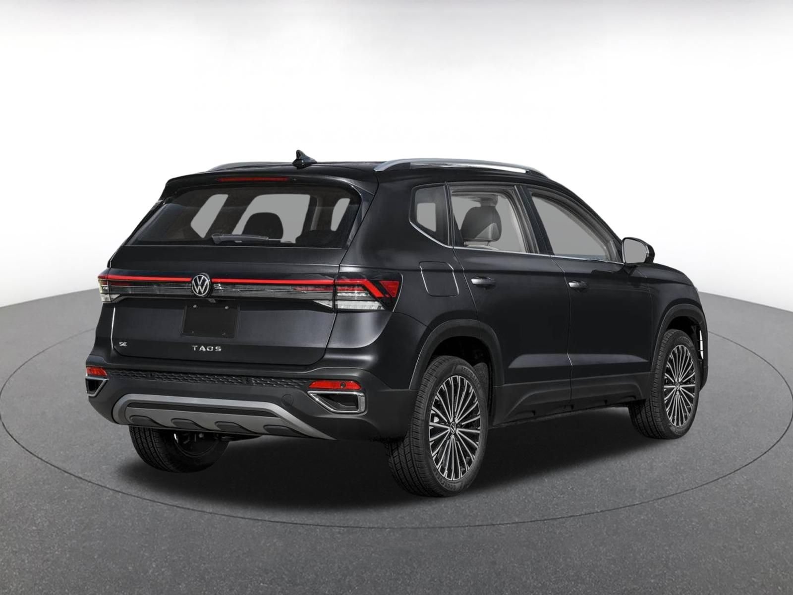 Used 2026 Volkswagen Taos SE FWD image 2