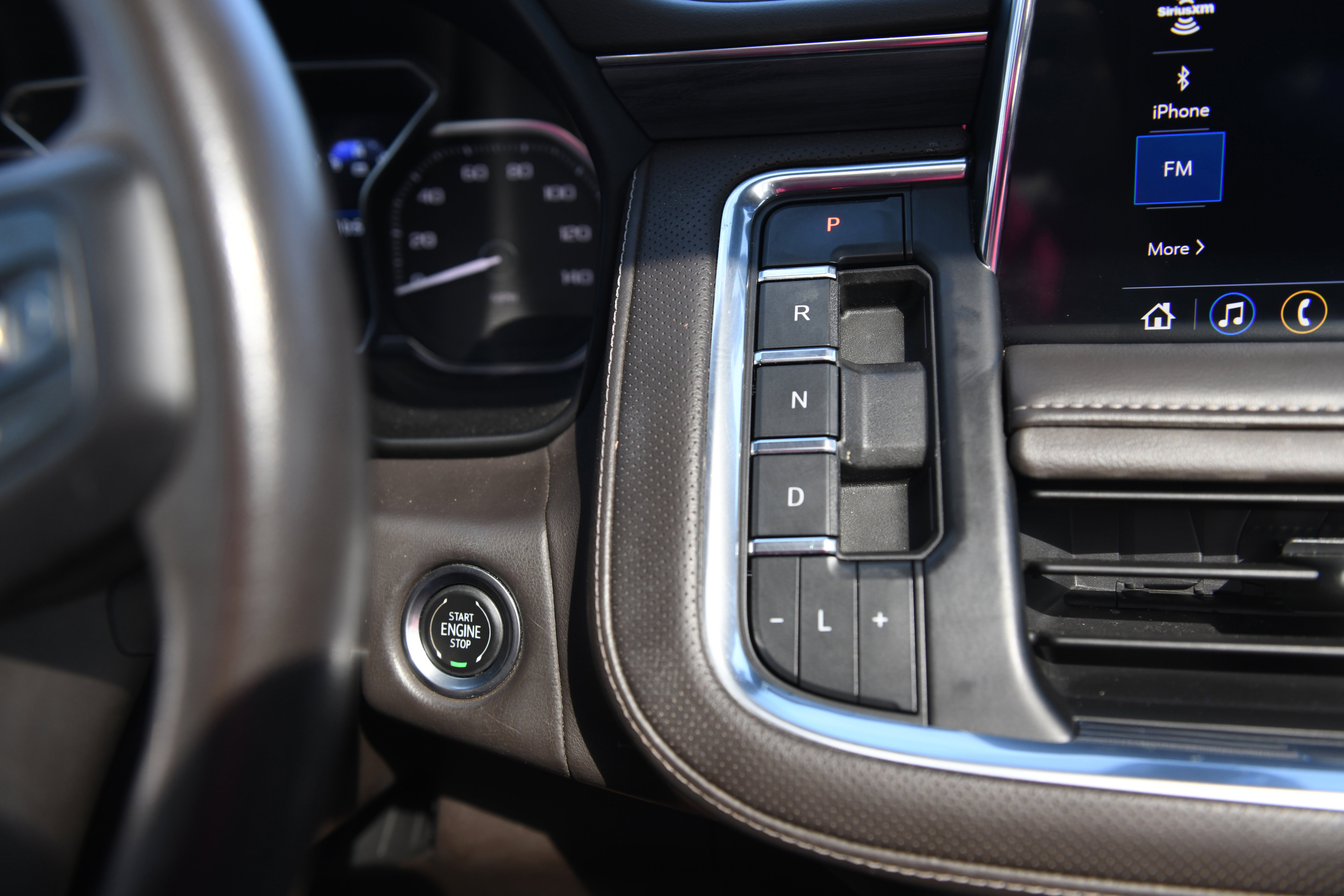 Used 2021 GMC Yukon SLT w/ SLT Luxury Plus Package image 25