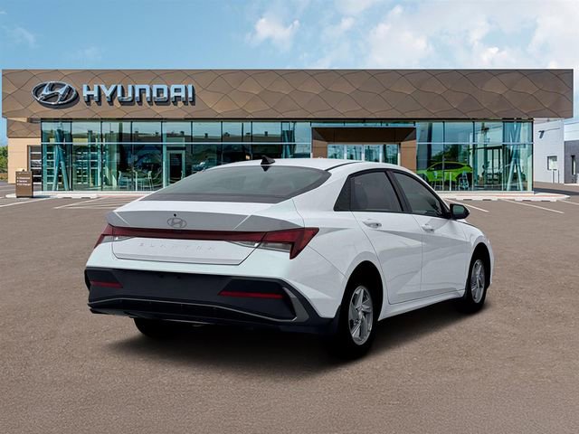New 2026 Hyundai Elantra SE image 7