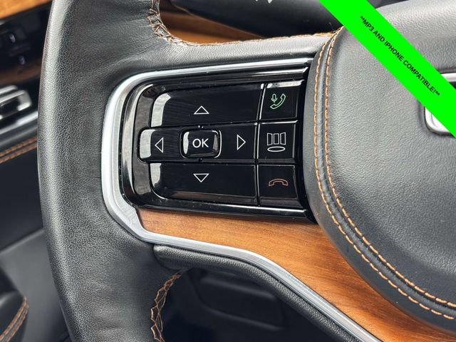 Used 2024 Jeep Grand Wagoneer L Series III AWD/4WD image 16