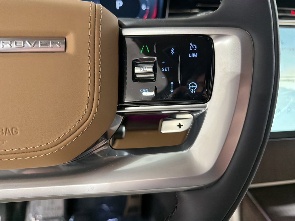 New 2026 Land Rover Range Rover SE image 13