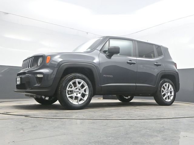 Used 2023 Jeep Renegade Latitude image 39