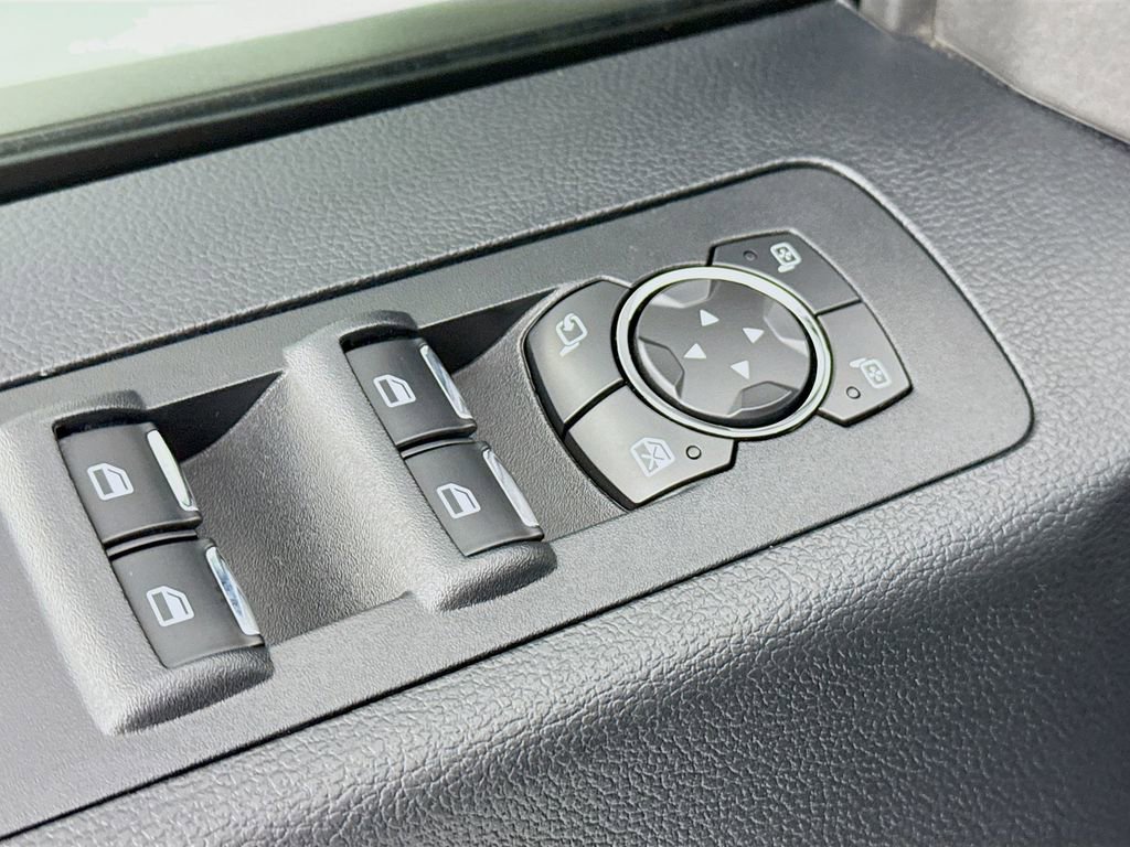 Used 2016 Ford F150 Lariat AWD/4WD image 17