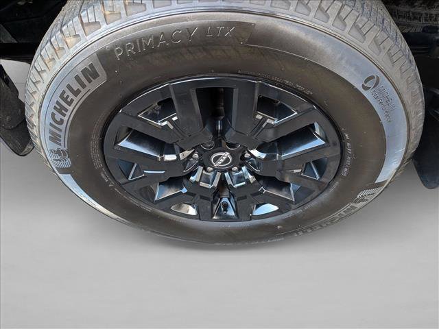 Used 2022 Nissan Frontier SV w/ Technology Package image 21