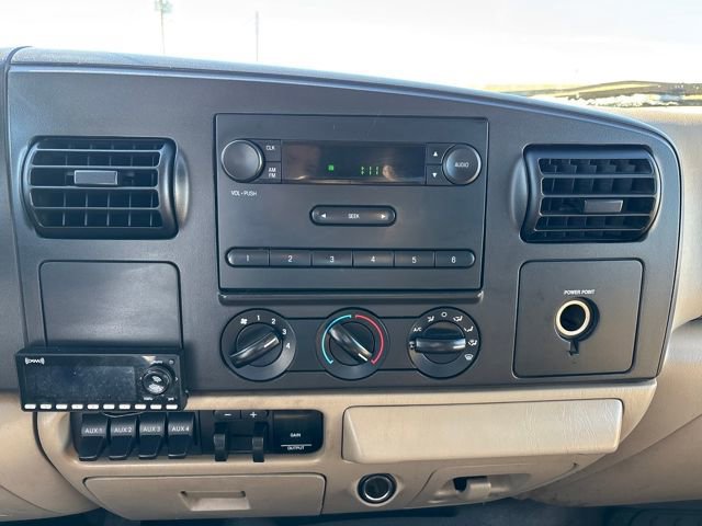 Used 2007 Ford F550 2WD Crew Cab Super Duty image 18
