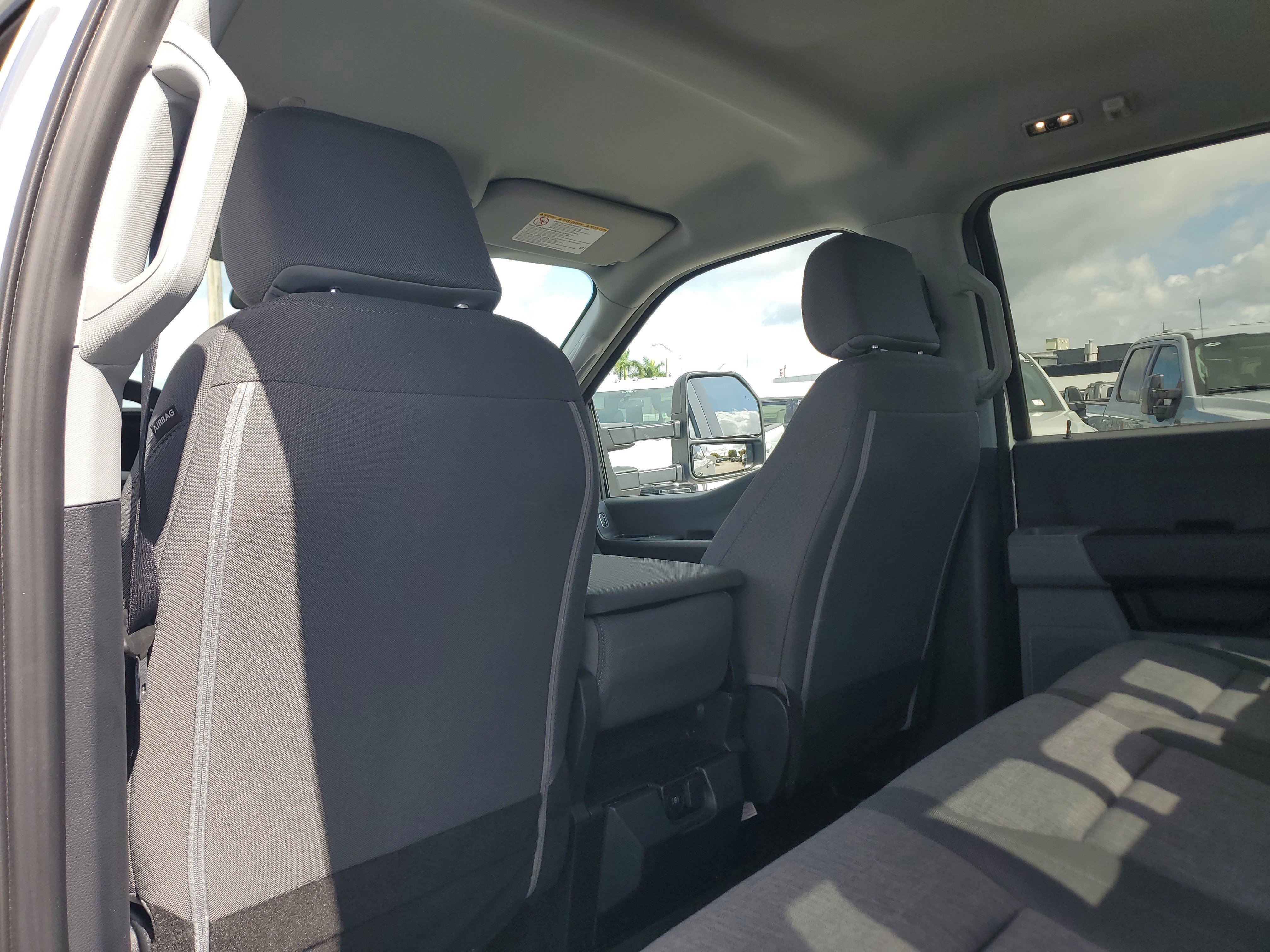 Used 2025 Ford F350 XL w/ 360-Degree Camera Package image 13