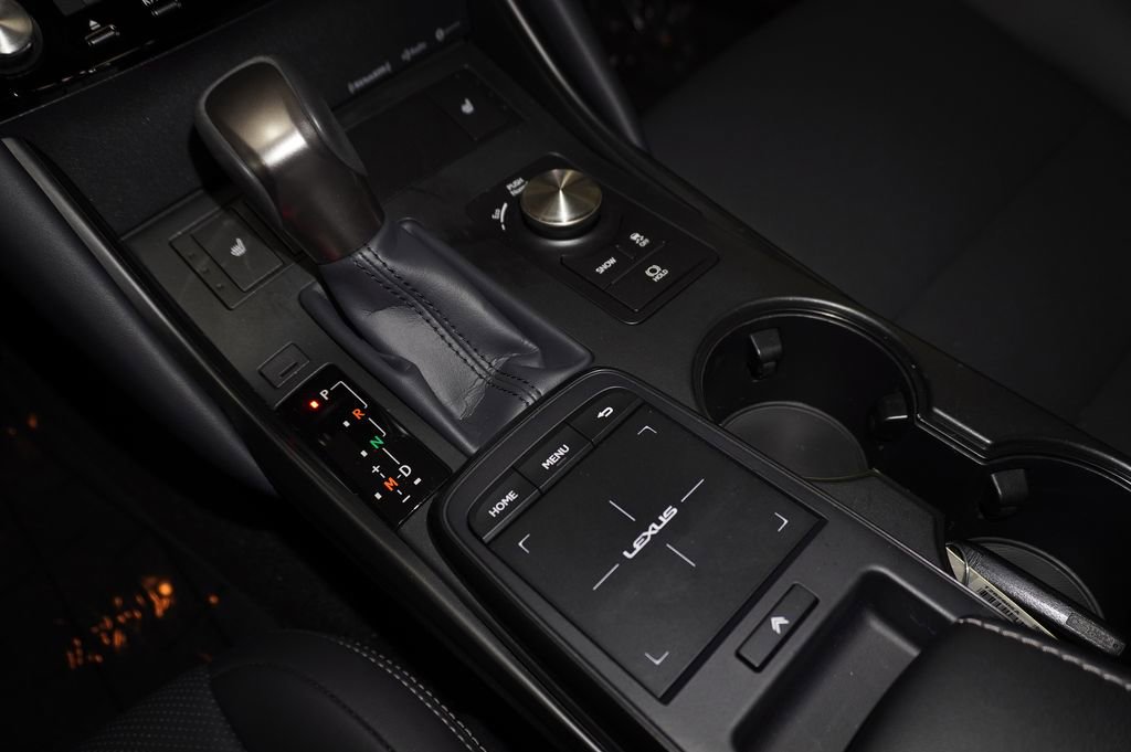 Used 2025 Lexus IS 300 F Sport image 18